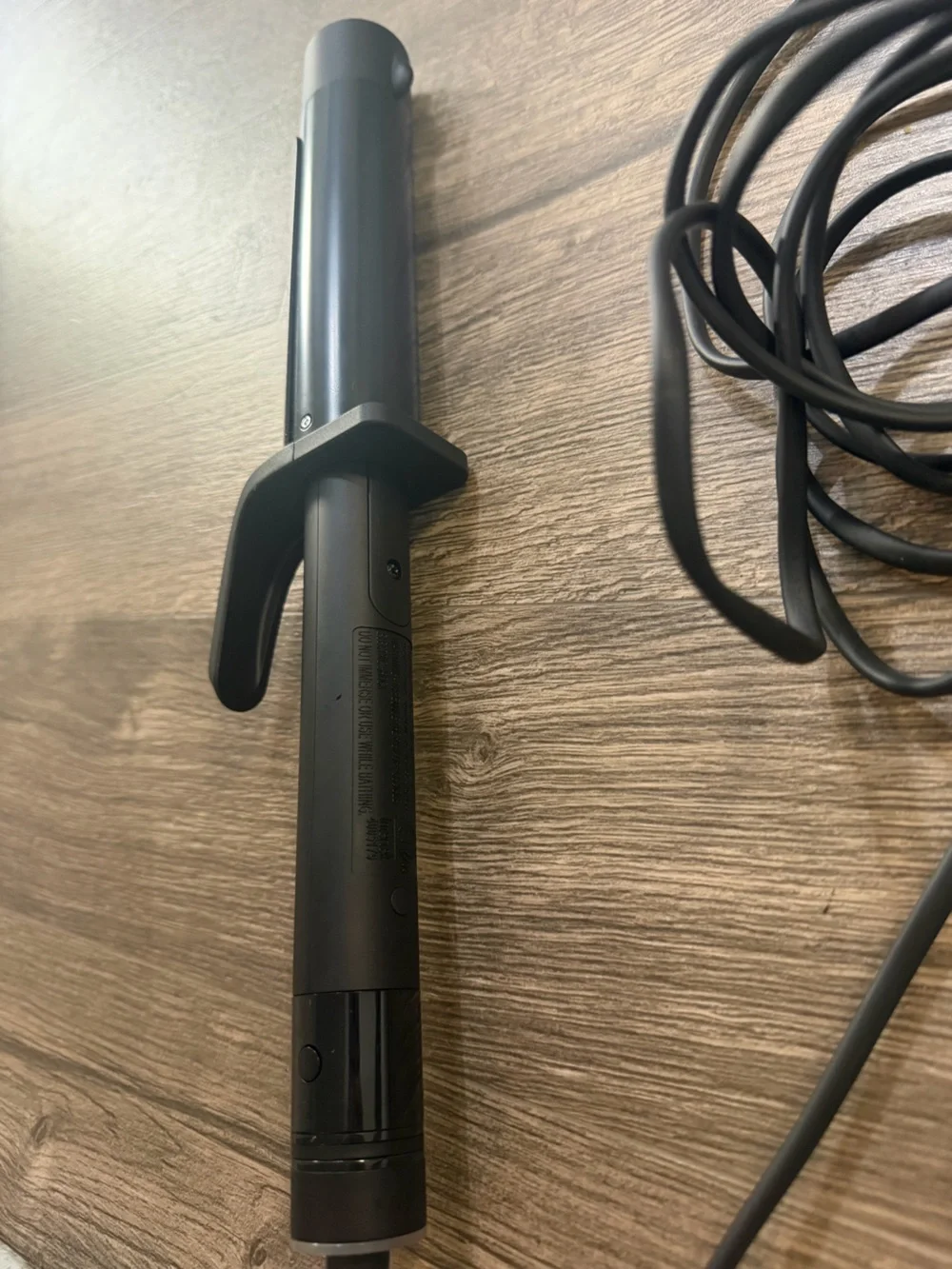 Hot Tools 1 1/2 IN Black and Gold Curling Wand
